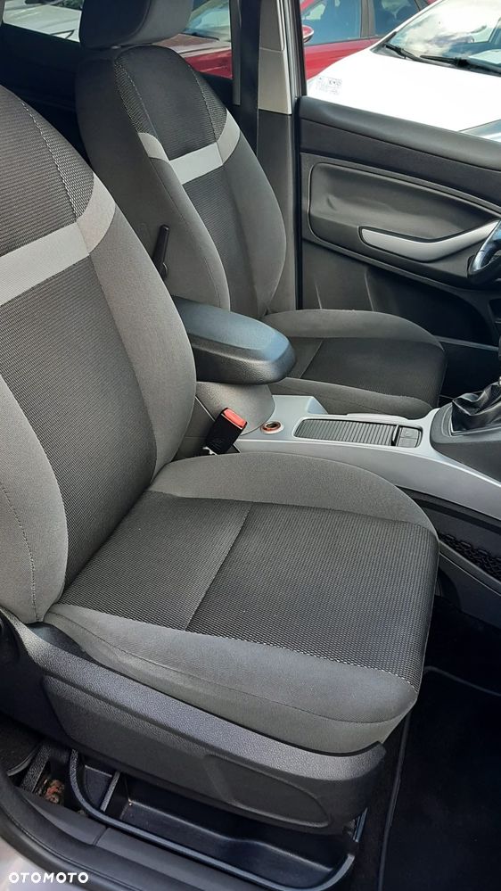 Ford Kuga 2.0 TDCi 2x4 Champions Edition - 16
