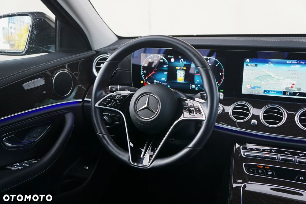 Mercedes-Benz Klasa E 200 d 9G-TRONIC - 13