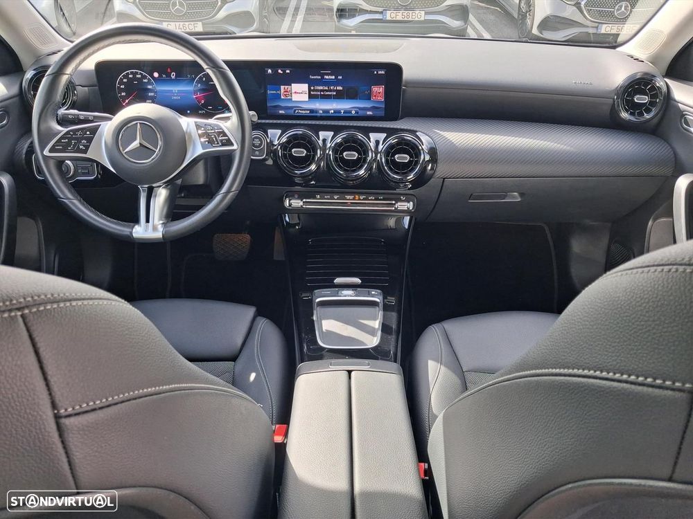 Mercedes-Benz A 200 Standard - 18