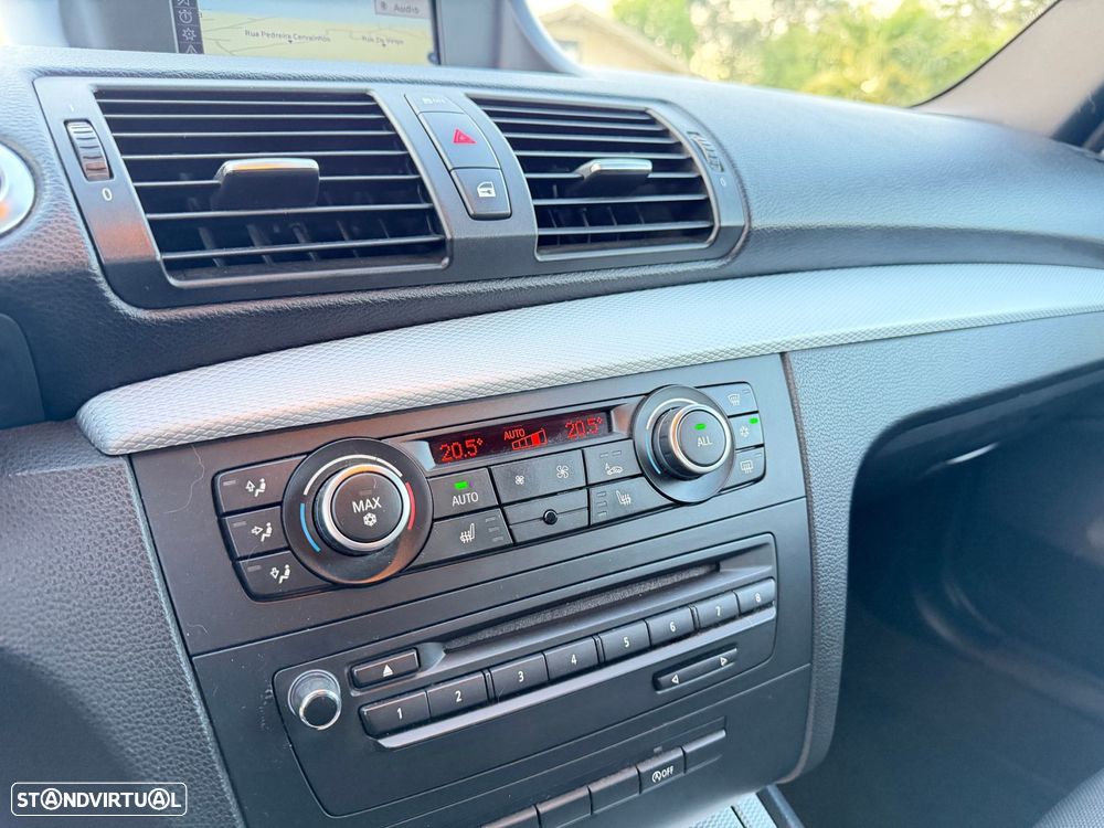 BMW 118 d Pack M - 14