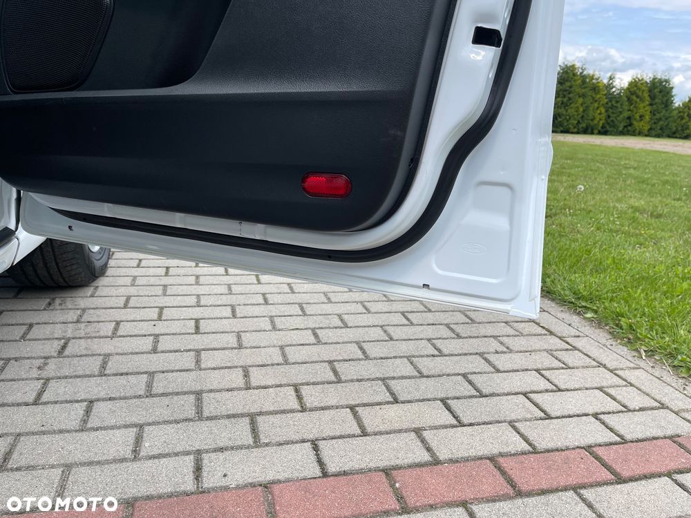 Ford S-Max 2.0 TDCi Titanium - 18