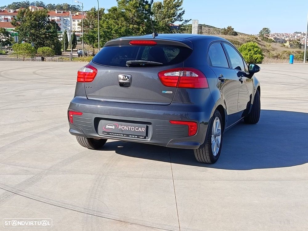 Kia Rio 1.1 CRDi TX ISG - 5