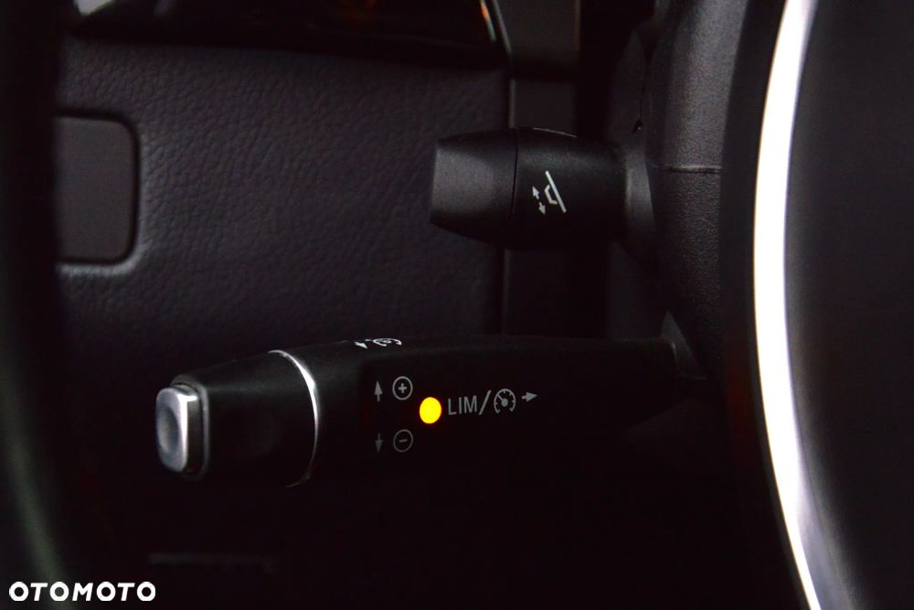 Mercedes-Benz GLE - 24