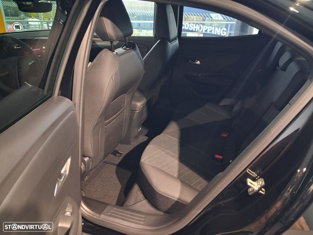 Opel Mokka 1.2 T GS - 11