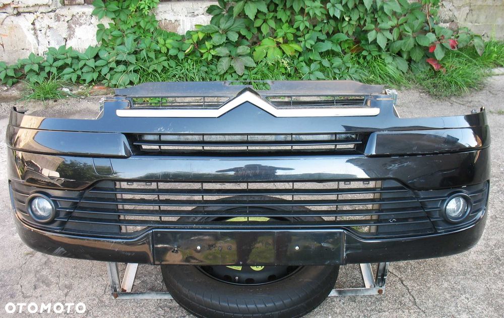Citroen C4 zderzak przód czarny KTV 04-08r - 1