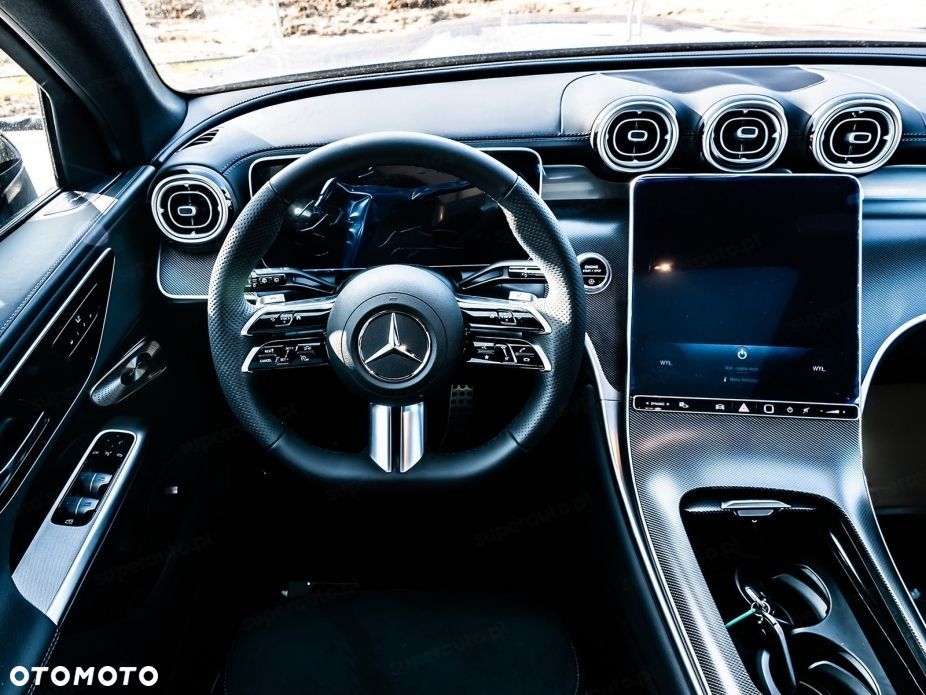 Mercedes-Benz GLC - 9