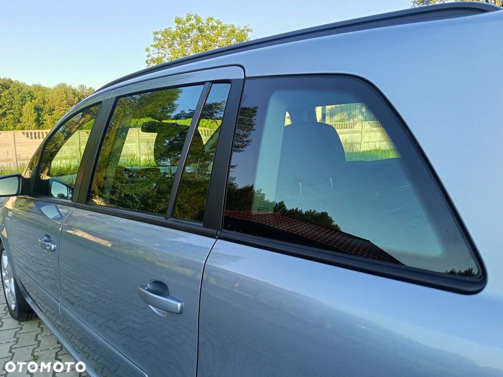 Opel Zafira 1.6 Edition - 10