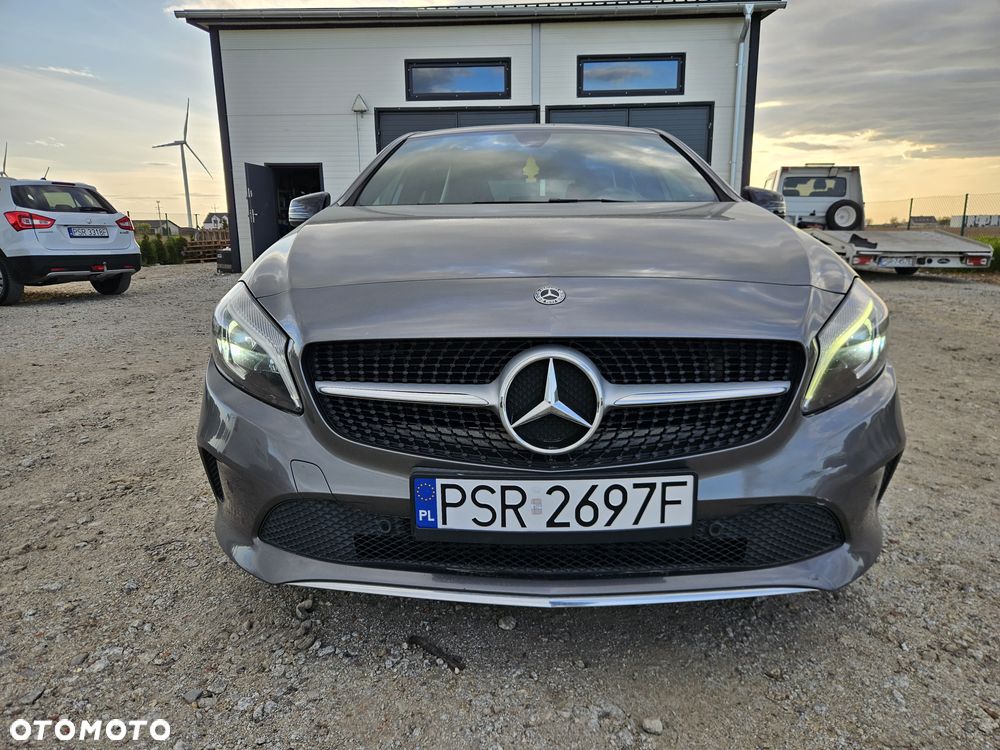 Mercedes-Benz Klasa A 180 (BlueEFFICIENCY) 7G-DCT Urban - 32