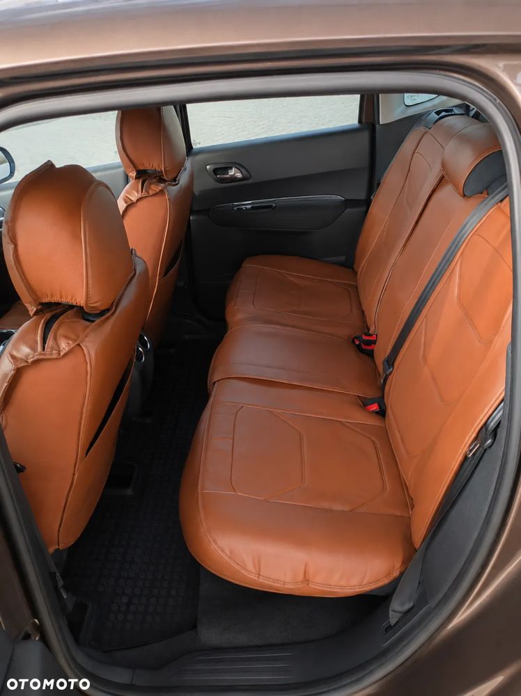 Peugeot 3008 HDi 160 Automatik Active - 14