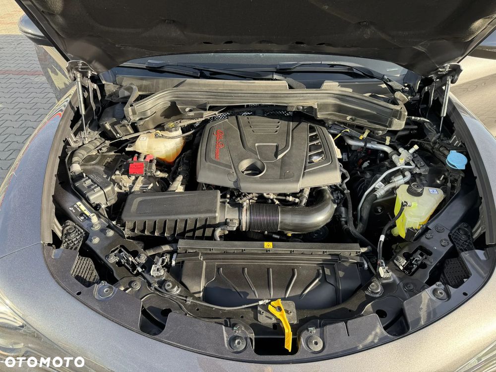 Alfa Romeo Stelvio - 19