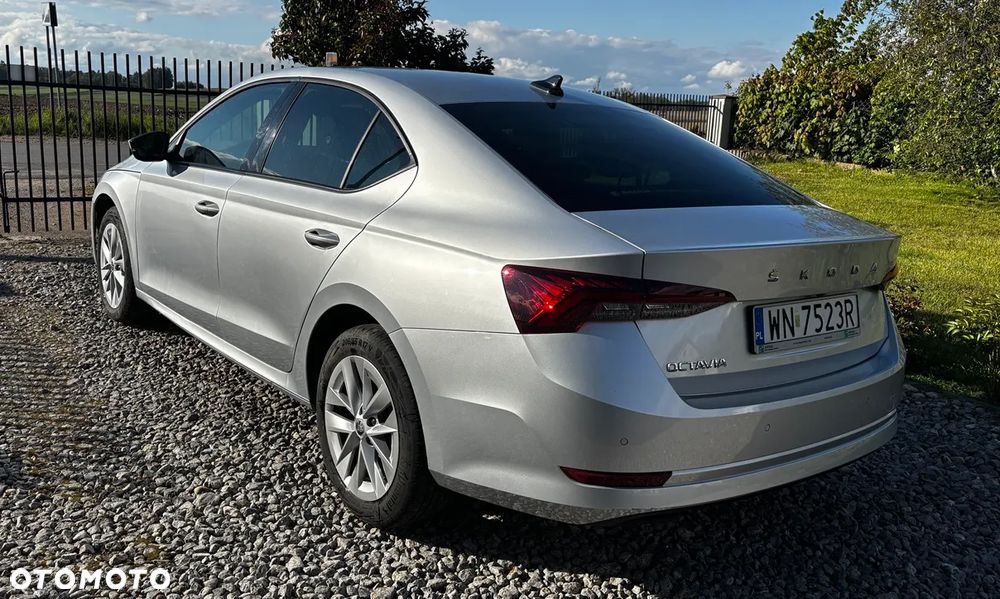 Skoda Octavia 1.5 TSI ACT Style - 10