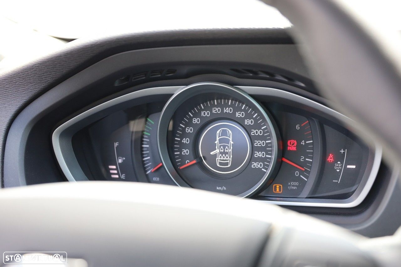 Volvo V40 2.0 D2 Kinetic - 8