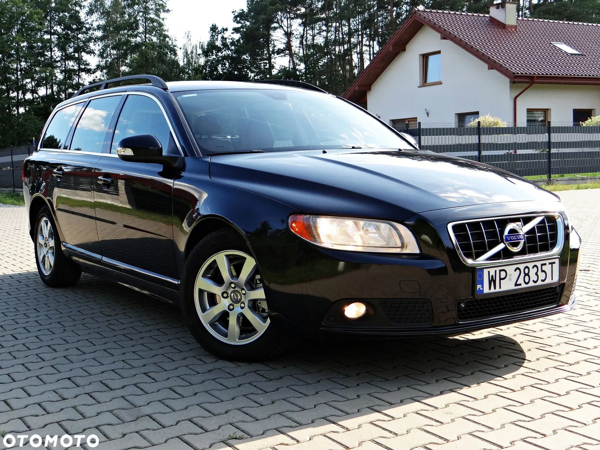 Volvo V70 1.6D DRIVe Summum - 1
