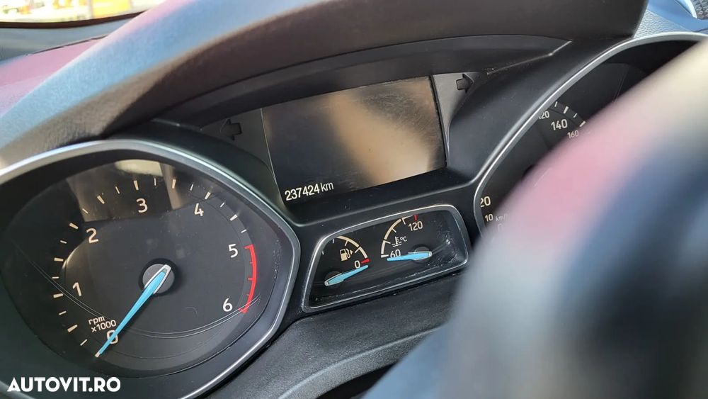 Ford Kuga 2.0 TDCi 2WD Trend - 3