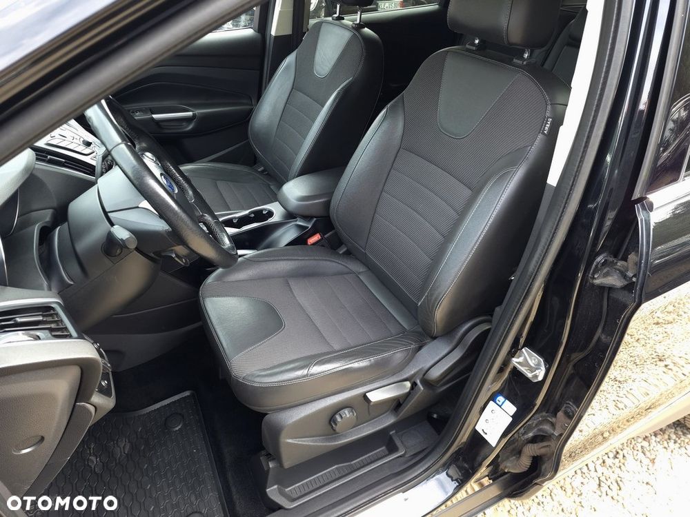 Ford Kuga 2.0 TDCi FWD Titanium - 12