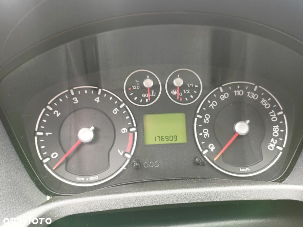 Ford Fiesta 1.3 - 6