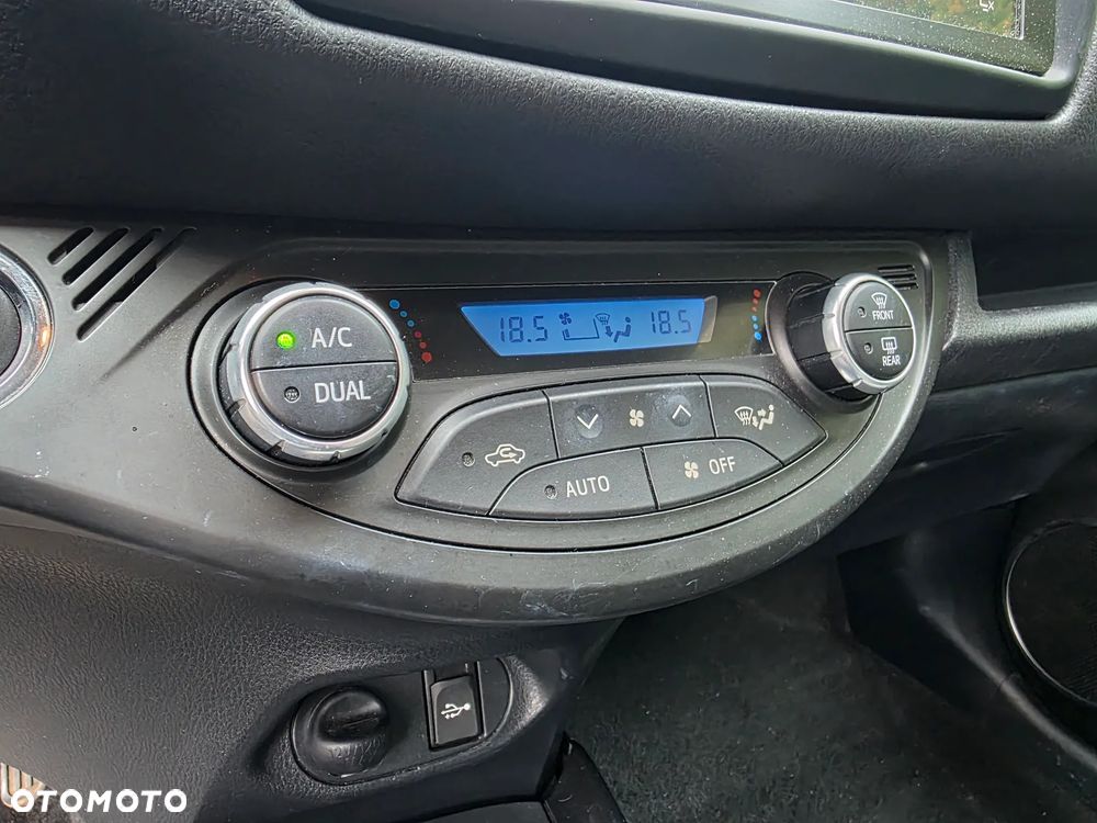 Toyota Yaris 1.5 20th Anniversary - 27