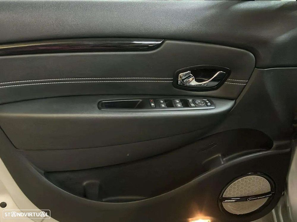 Renault Scénic - 19