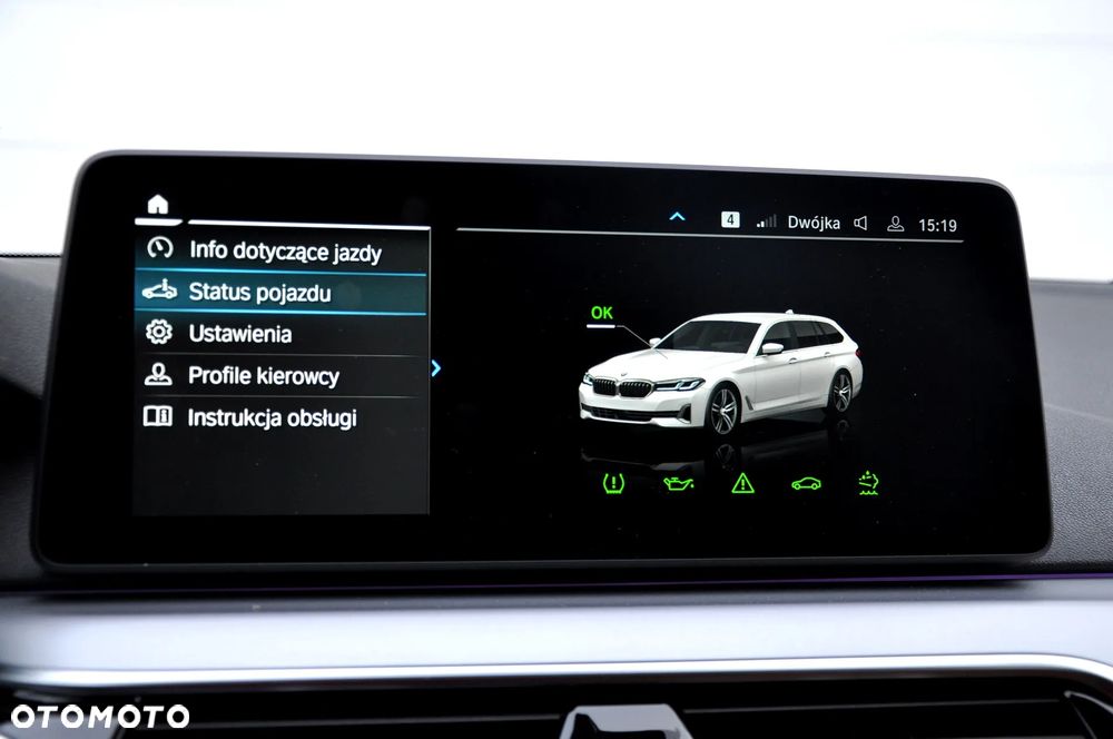 BMW Seria 5 520d xDrive - 30