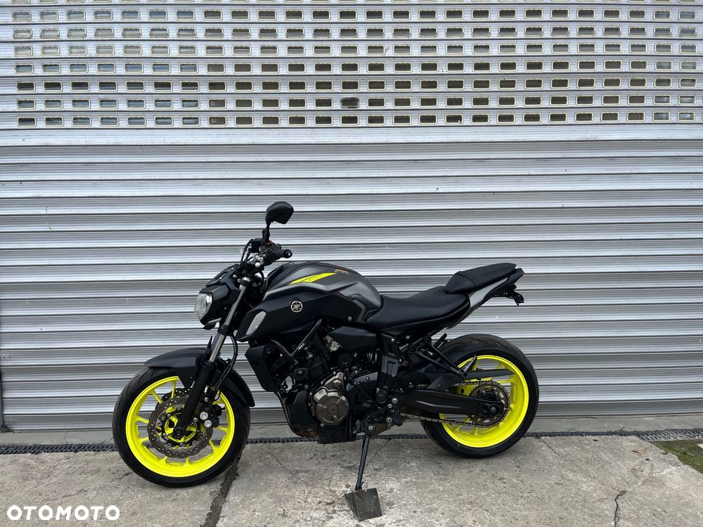 Yamaha MT - 1