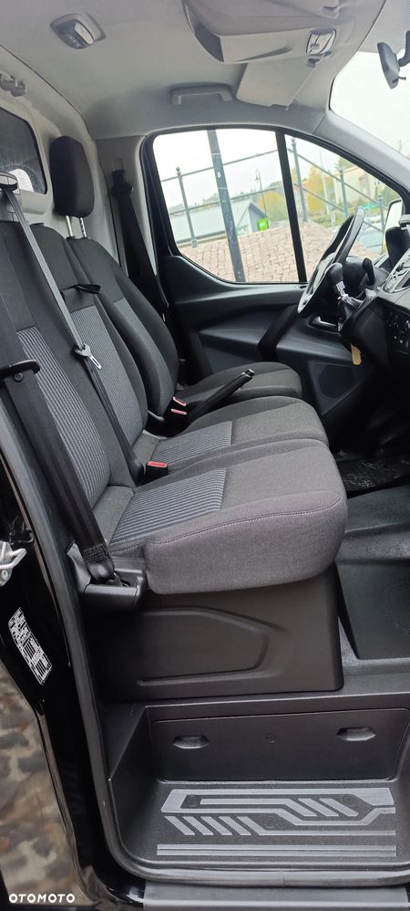 Ford Transit Custom - 11