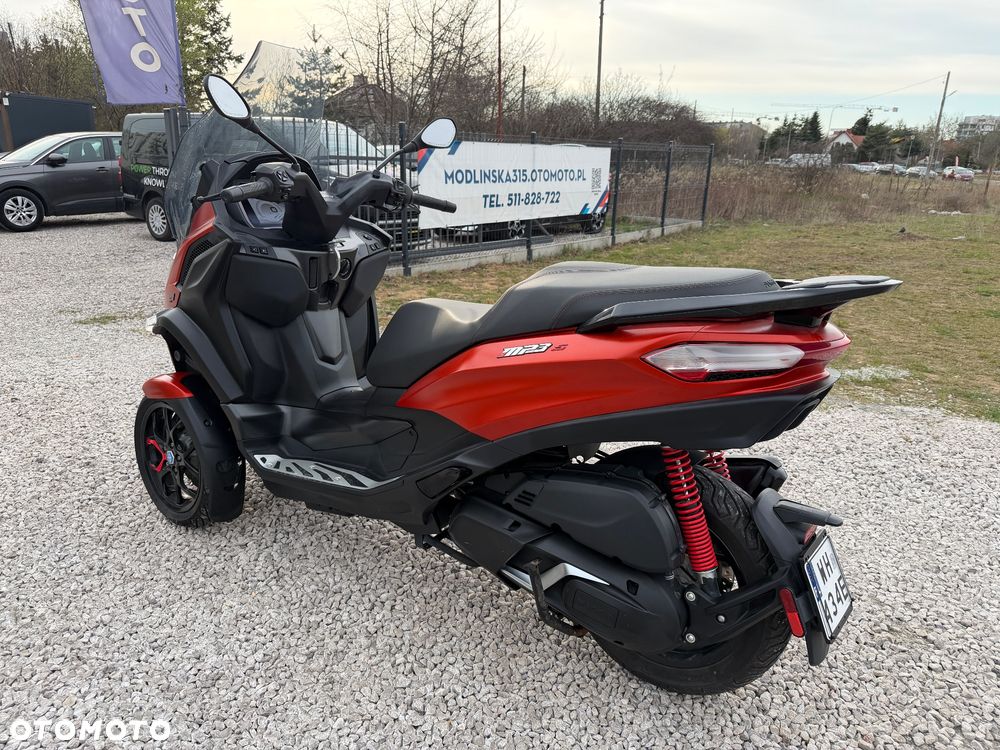 Piaggio MP-3 - 30