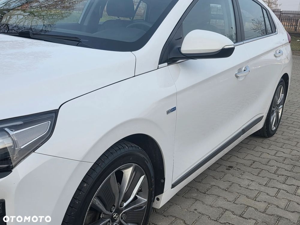 Hyundai IONIQ Plug-in hybrid Premium - 16
