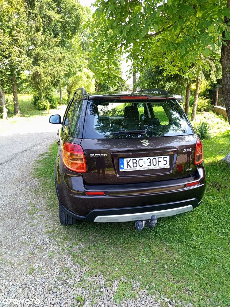 Suzuki SX4 1.6 Comfort 4WD - 9