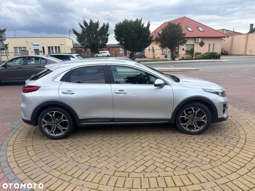 Kia XCeed 1.6 CRDi SCR L DCT - 3
