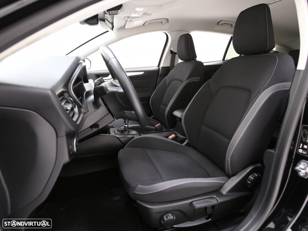 Ford Focus SW 1.5 TDCi EcoBlue Titanium - 8