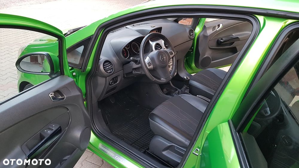 Opel Corsa 1.4 16V Enjoy - 6