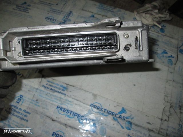 Centralina 2245541 0281001243 BMW E36 1995 318 TDS BOSCH BMW E36 1995 318 TDS 90CV 5P VERDE BOSCH - 2