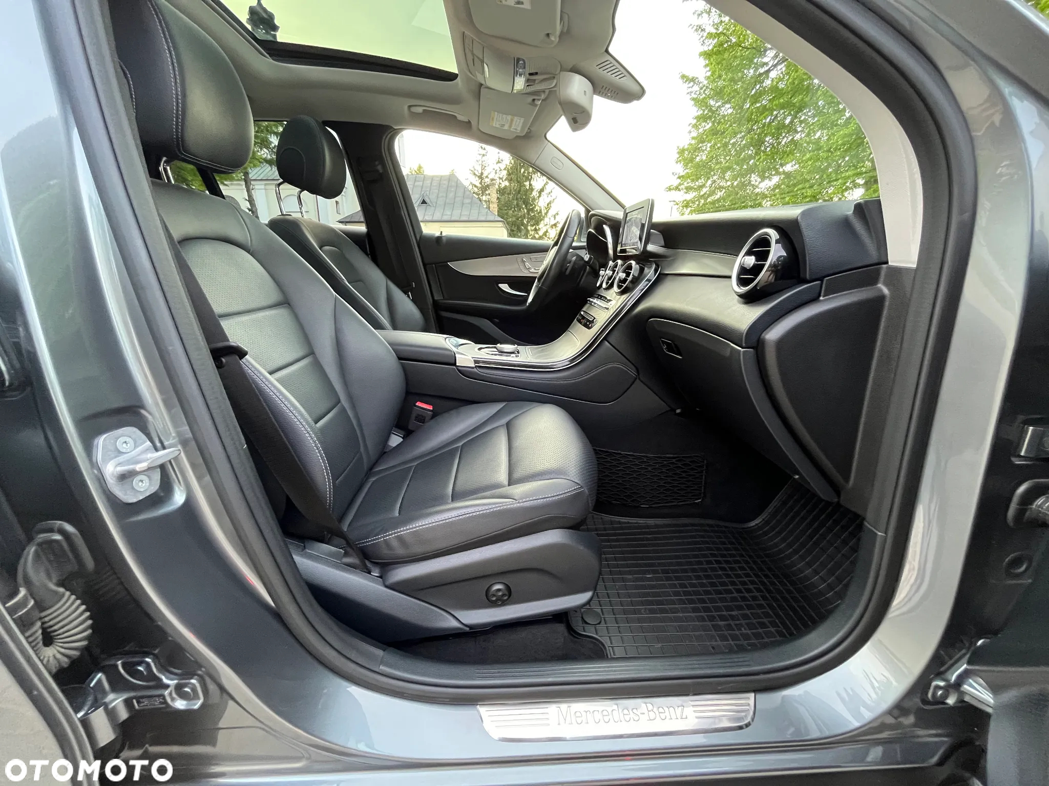 Mercedes-Benz GLC 300 4Matic 9G-TRONIC - 22