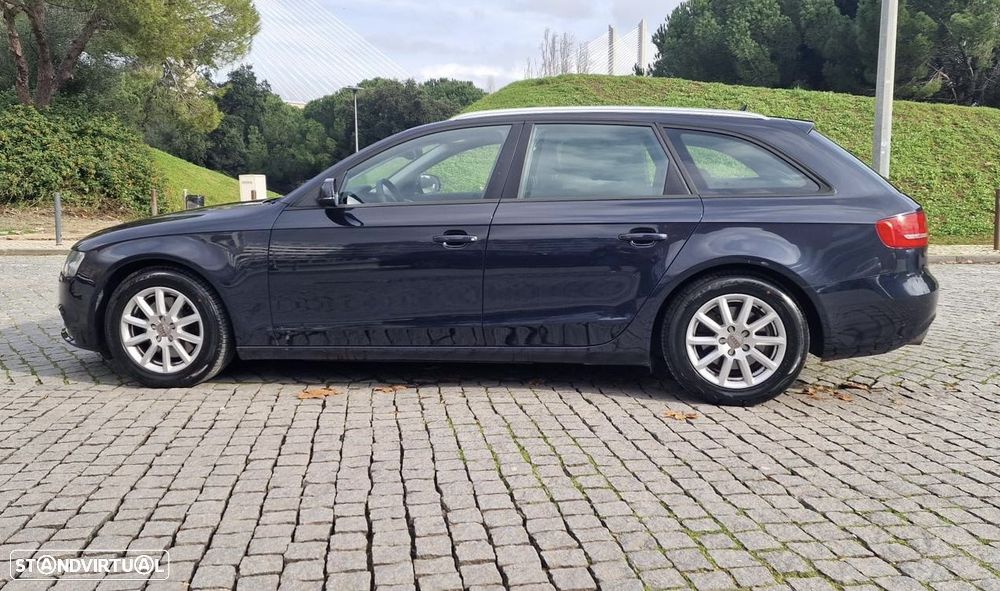 Audi A4 Avant 2.0 TDi - 13