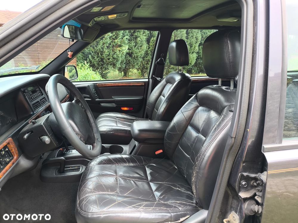 Jeep Grand Cherokee - 8