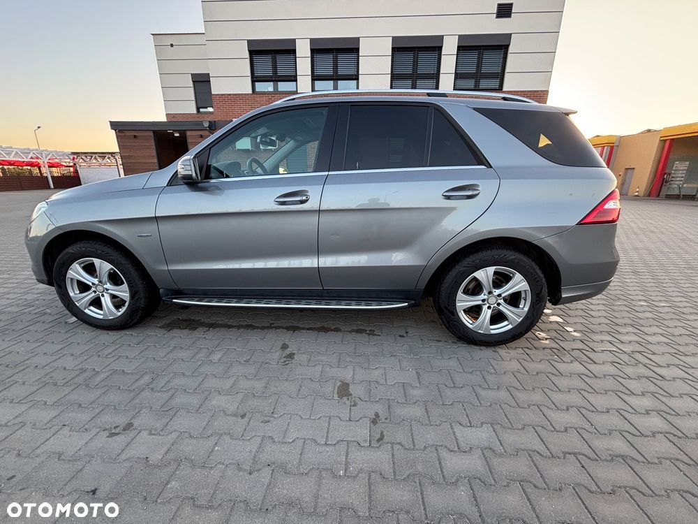 Mercedes-Benz ML - 8