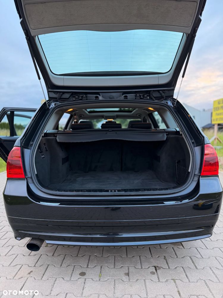 BMW Seria 3 320d DPF - 18