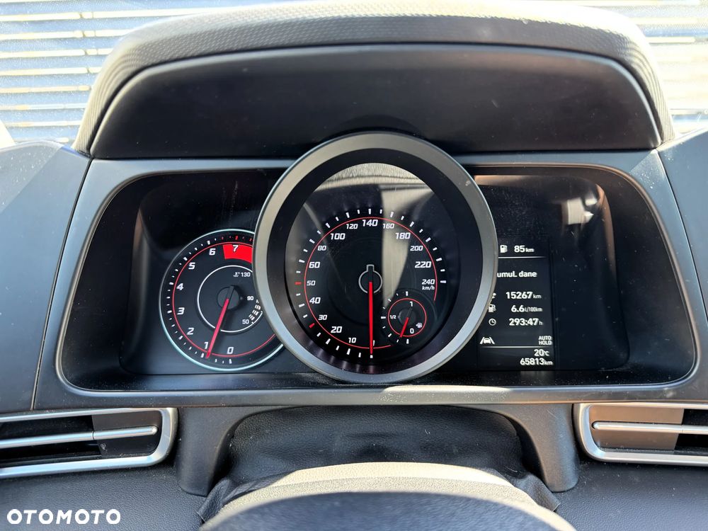 Hyundai Elantra 1.6 Smart CVT - 15