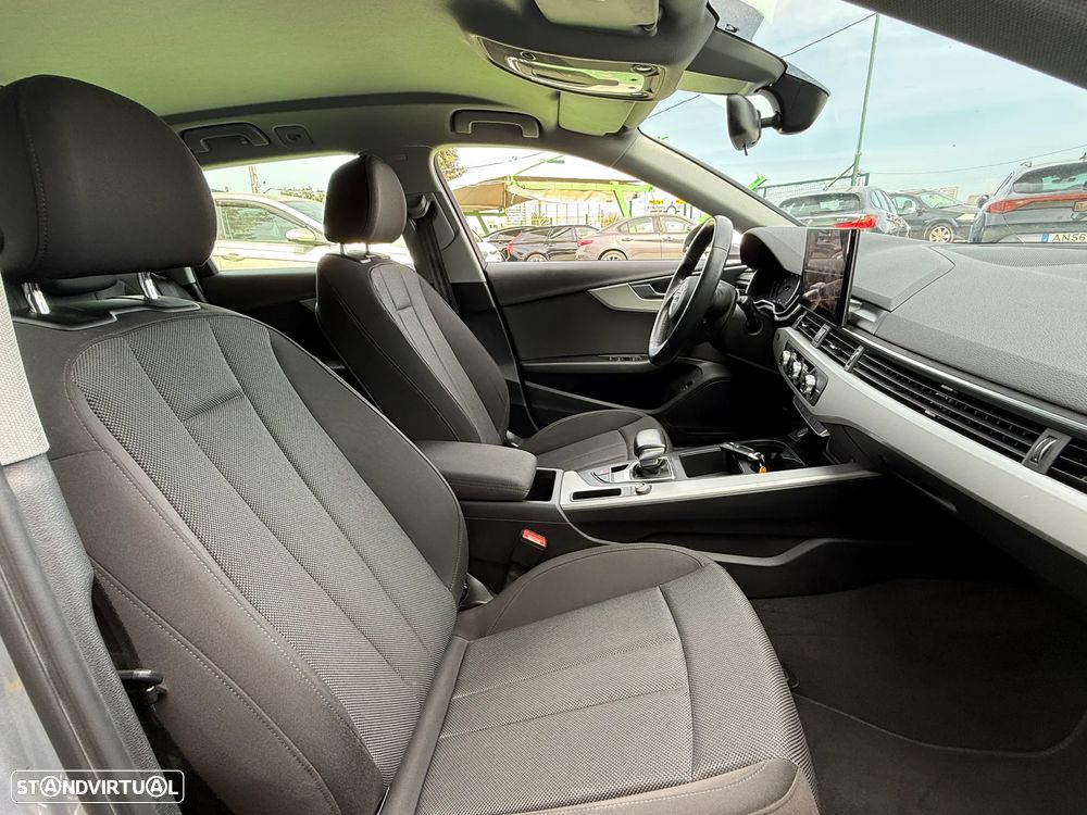 Audi A4 30 TDI S line S tronic - 22