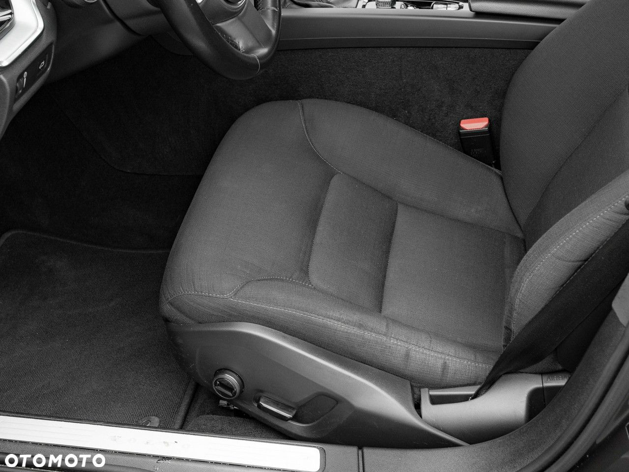 Volvo V60 D3 SCR Momentum - 14