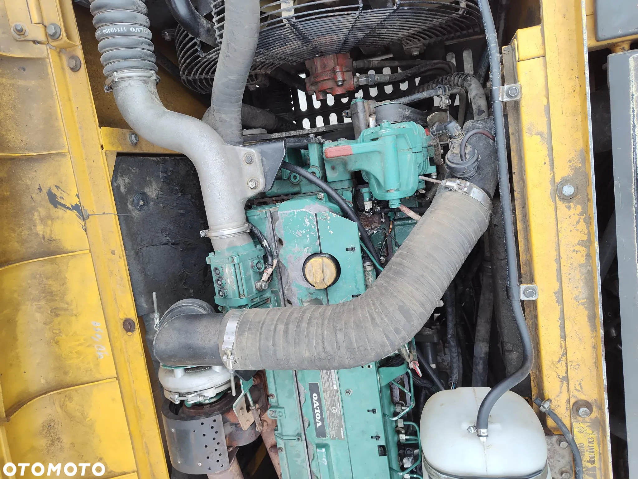 Volvo EC 240CL - 9