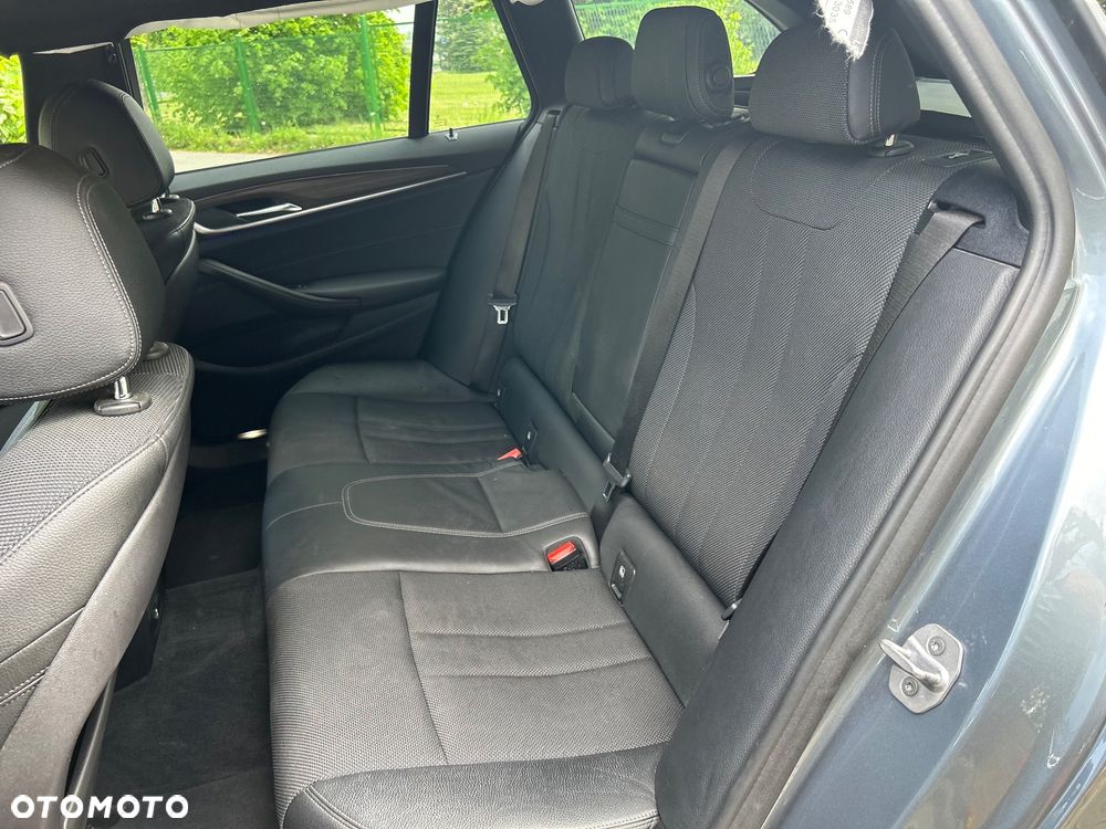 BMW Seria 5 520d xDrive Sport Line - 17