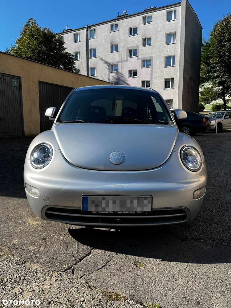 Volkswagen New Beetle 2.0 - 18
