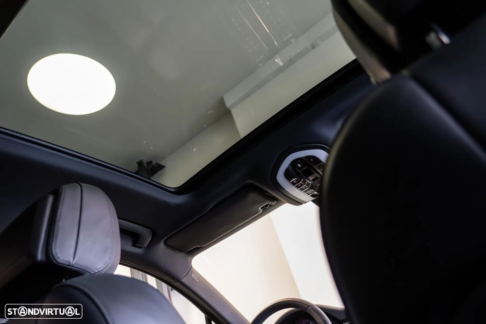 Porsche Macan Standard - 30