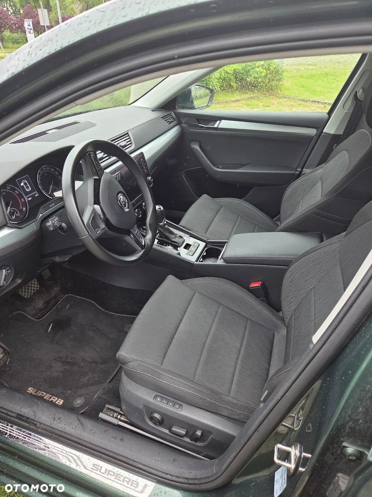 Skoda Superb 1.5 TSI Ambition DSG - 7