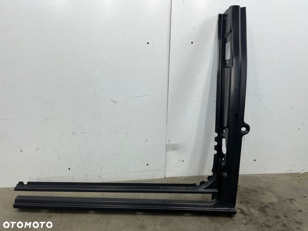 Poszycie VW Transporter T5 T6 Multivan 2003-2023r. prawy próg słupek drzwi przesuwnych ĆWIARTKA