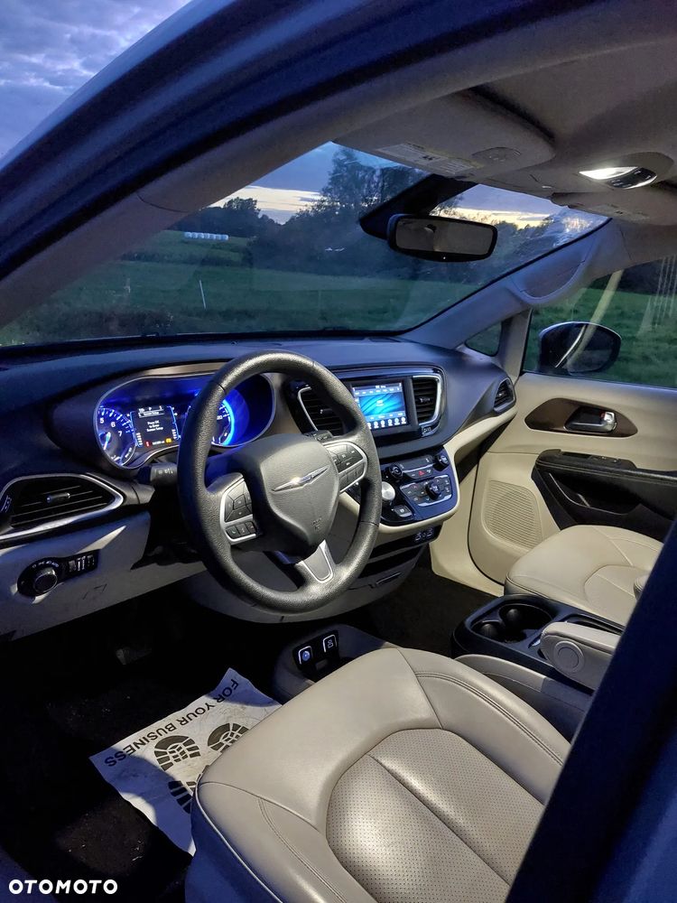 Chrysler Voyager - 13