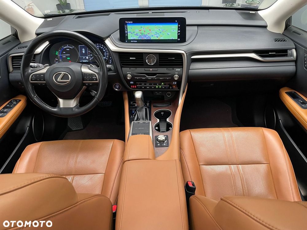 Lexus RX 450h Omotenashi - 11