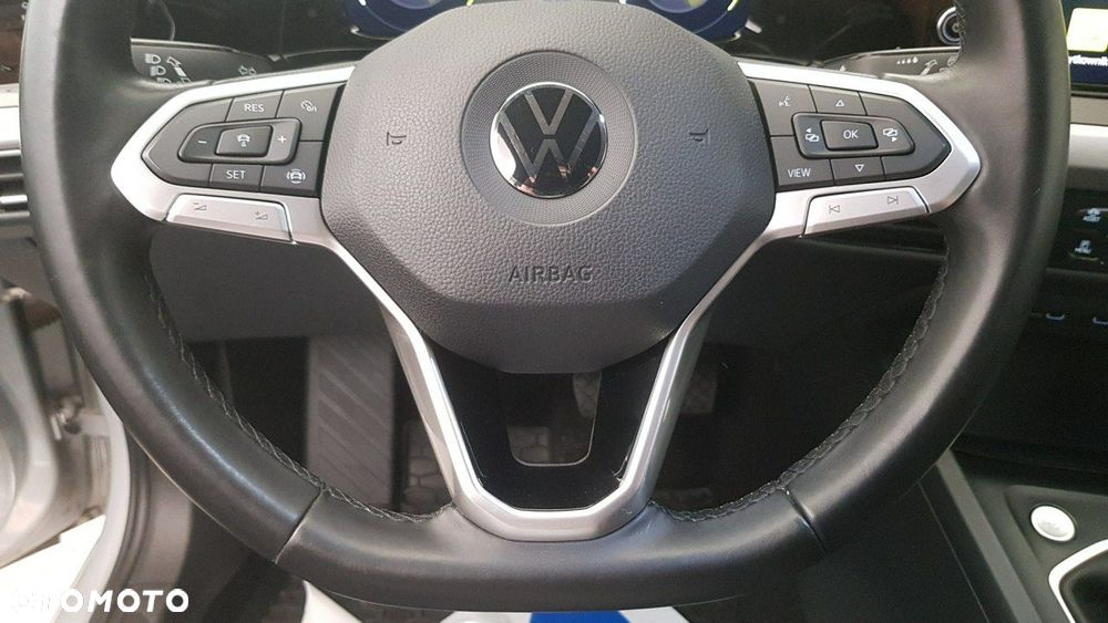 Volkswagen Golf - 27