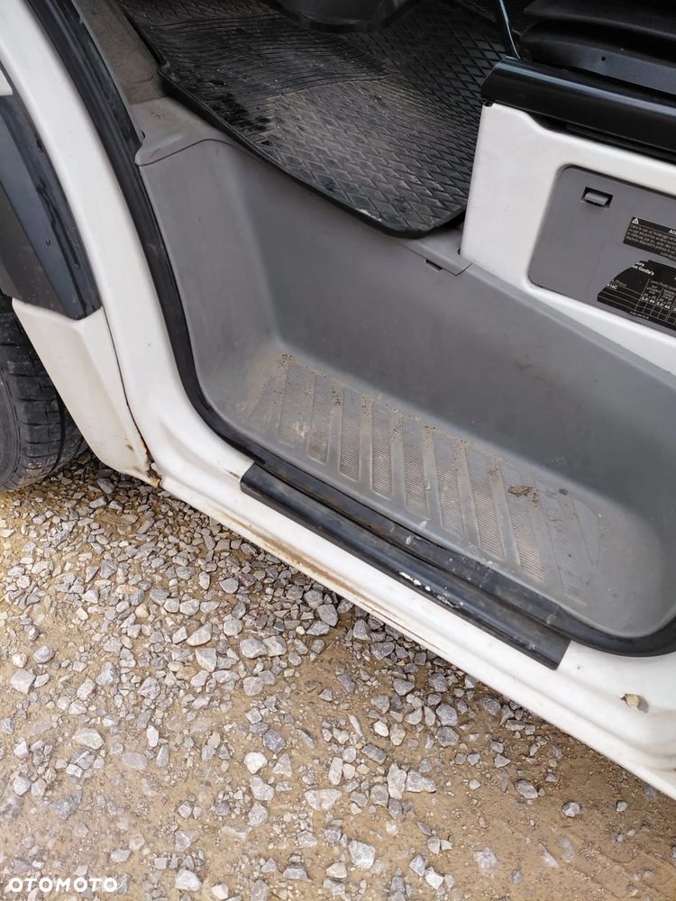Volkswagen CRAFTER - 22